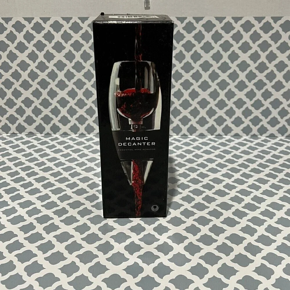 MAGIC Decanter Essential Wine Aerator.